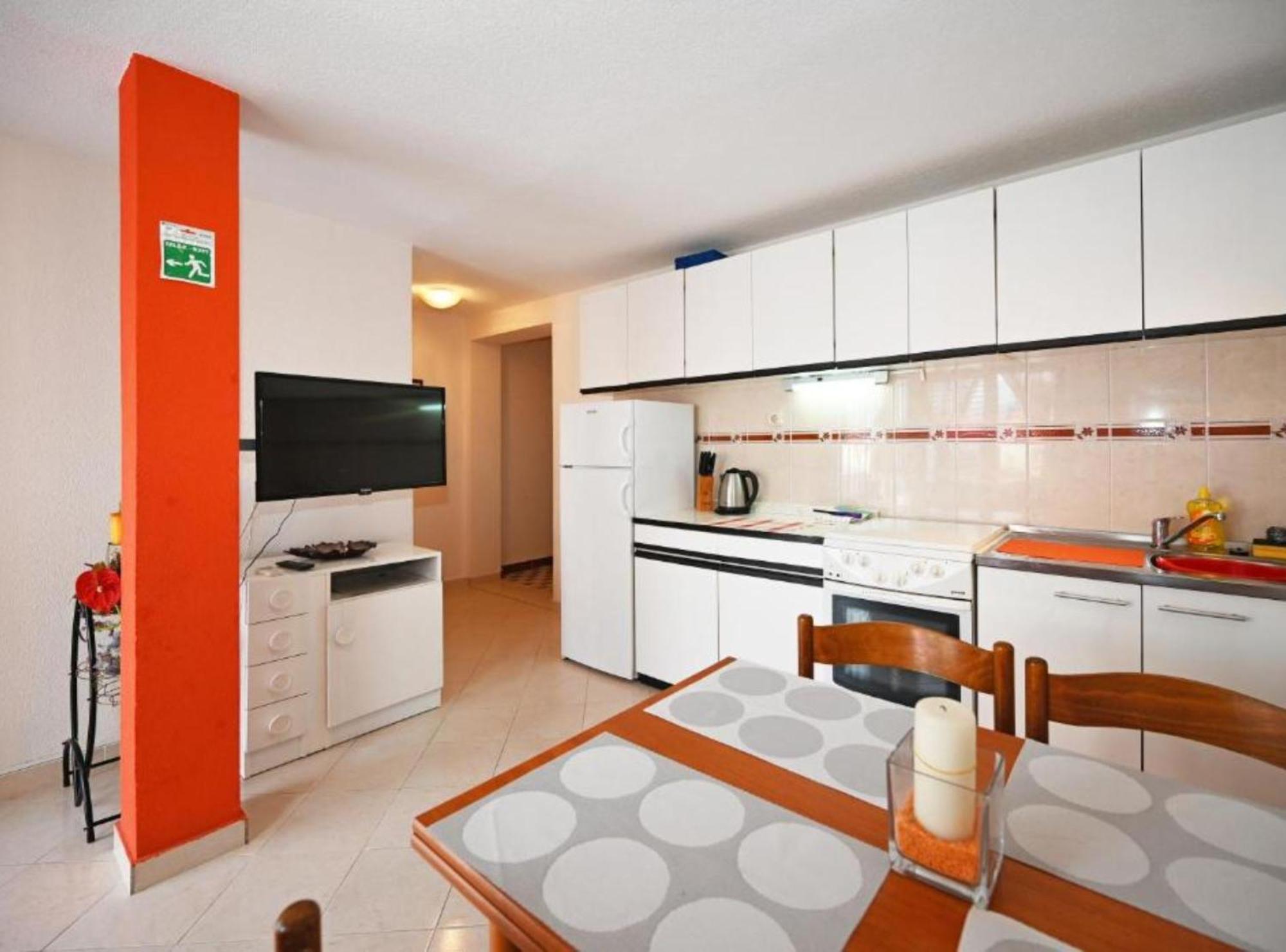 Apartments Mihovilovic - 50 M From Beach Slatine Εξωτερικό φωτογραφία
