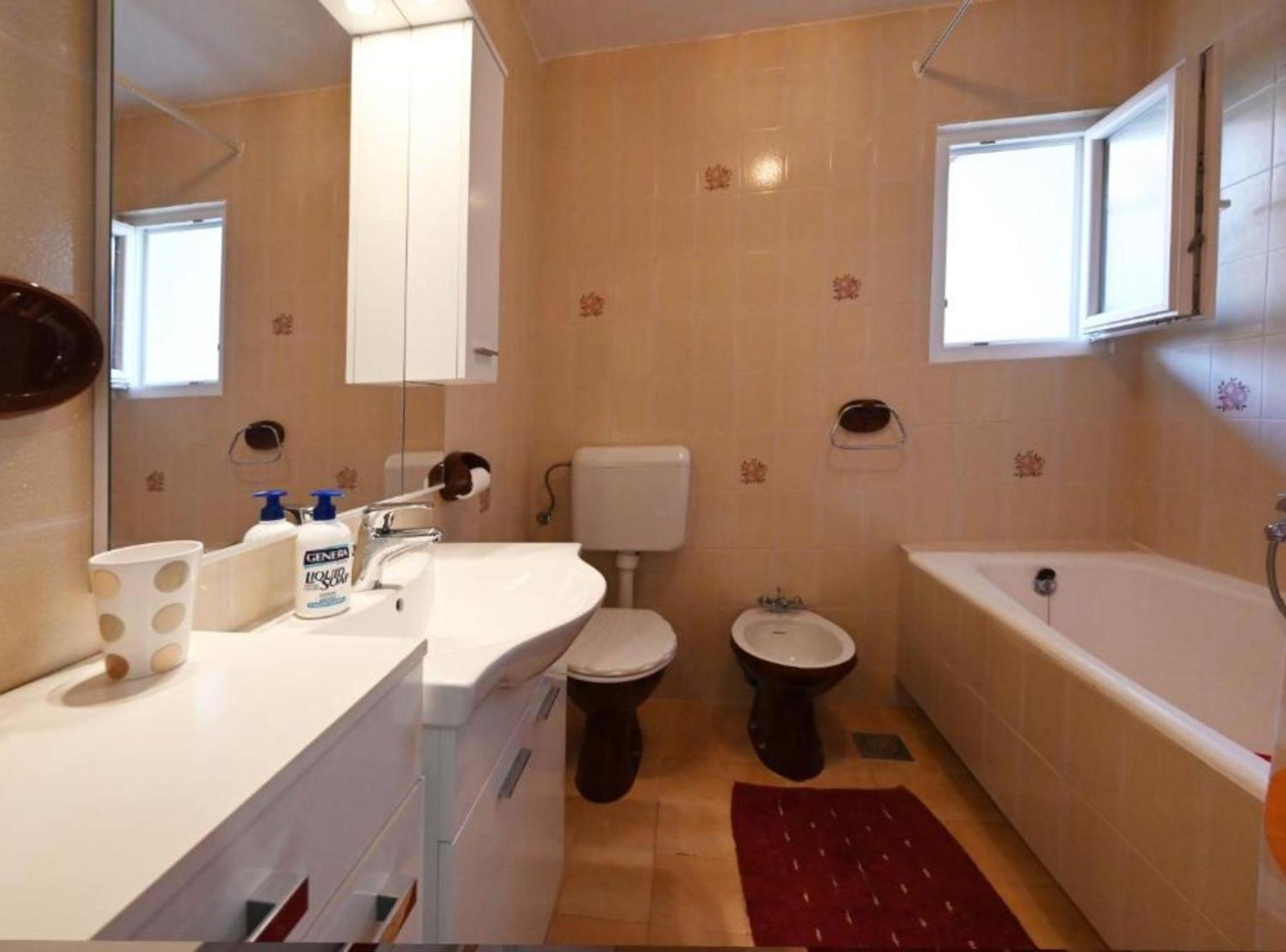 Apartments Mihovilovic - 50 M From Beach Slatine Εξωτερικό φωτογραφία