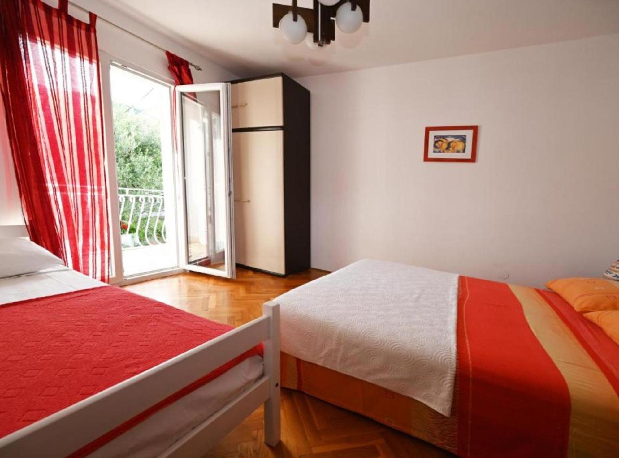 Apartments Mihovilovic - 50 M From Beach Slatine Εξωτερικό φωτογραφία