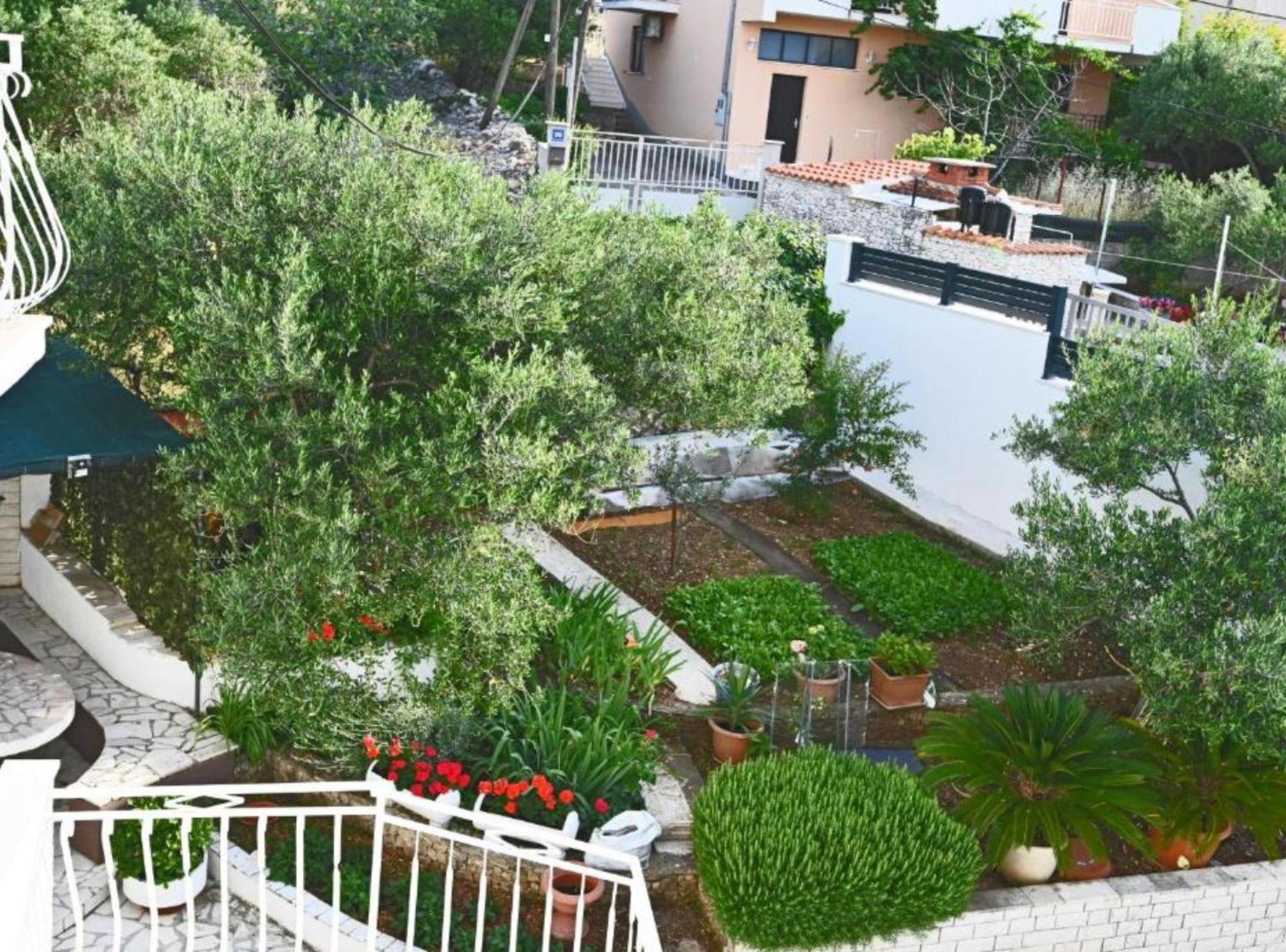 Apartments Mihovilovic - 50 M From Beach Slatine Εξωτερικό φωτογραφία